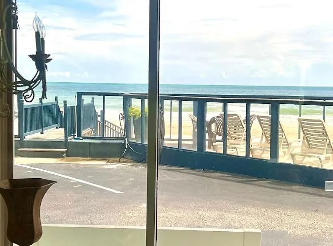 Ocean Breeze - Ocean Front At Symphony Beach Club!